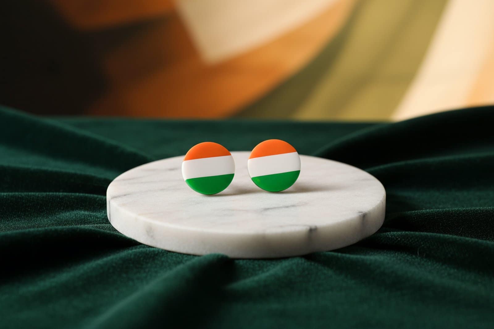 Tricolor Studs
