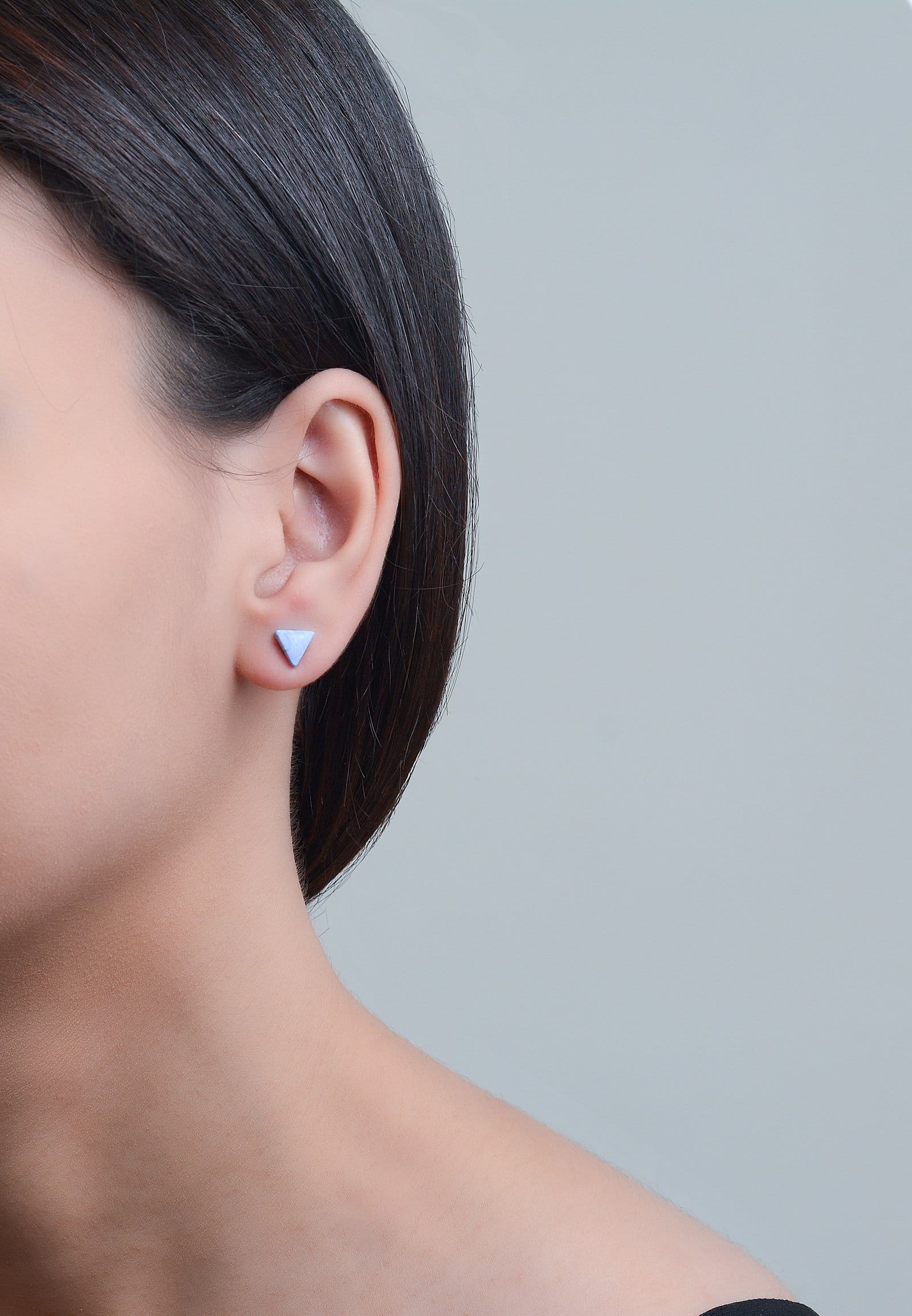 Serene Triangle Studs Xs - Image 3